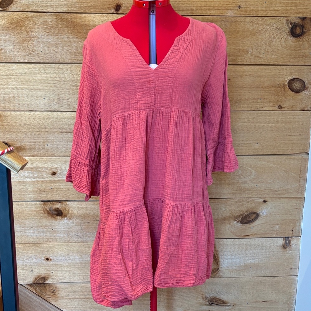 Textured V-Neck Tiered Tunic Dress in Coral